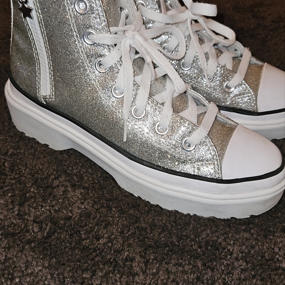 Converse Chuck Taylor Lugged Lift Sneaker Women 7 Silver Shoes A03010C - Picture 6 of 11